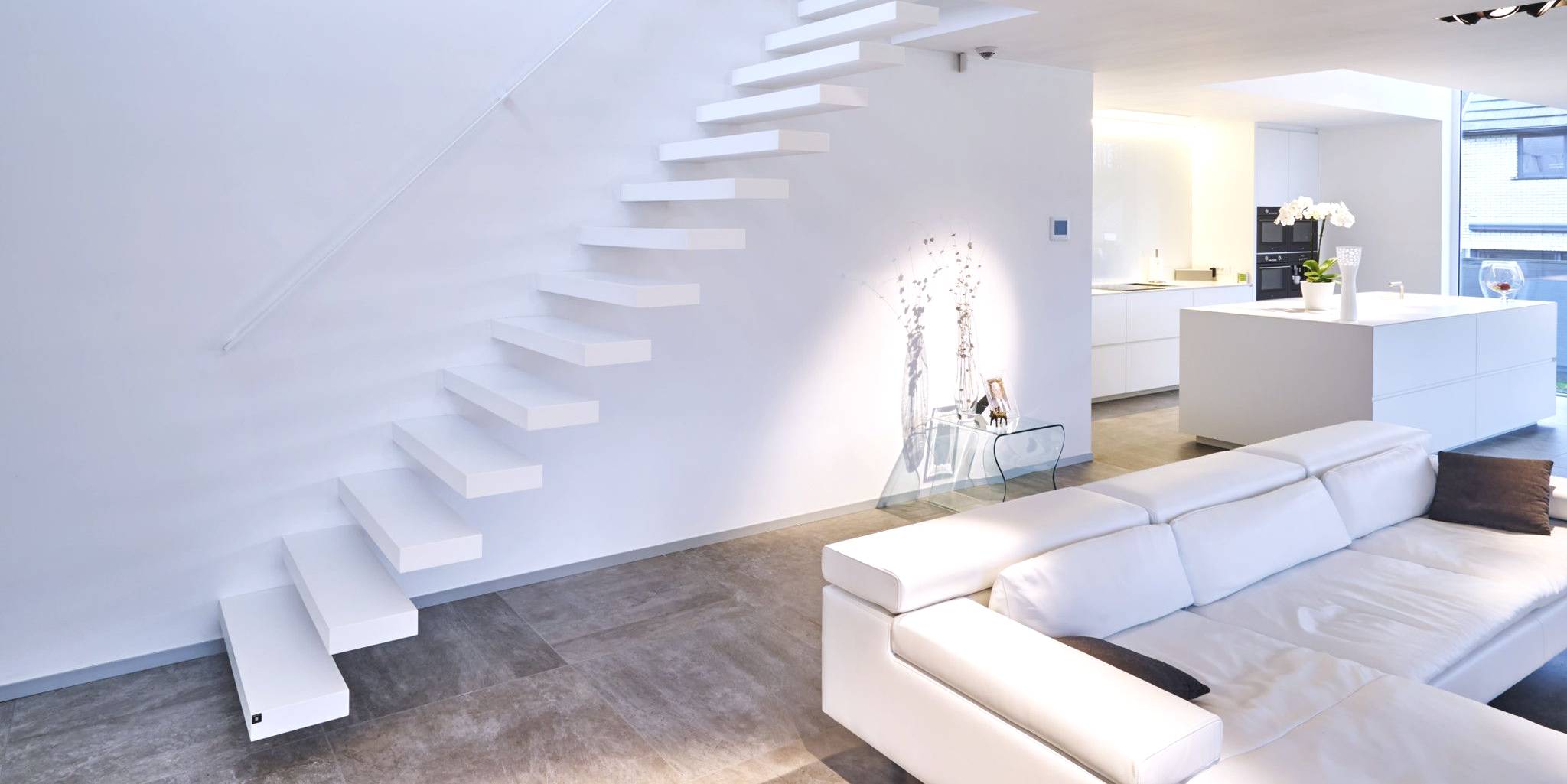 kunststof zwevende trap @city